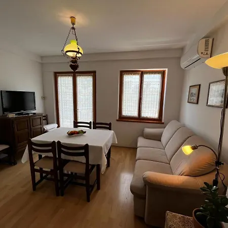 Apartment Juric Nevi *
