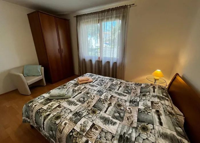 Juric Nevi Apartament *